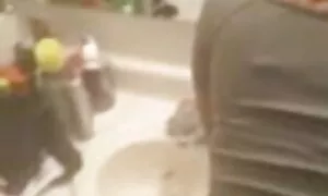 भारतीय देसी बाथरूम म ...