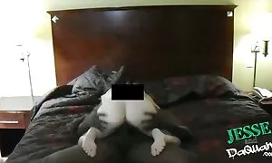 18 साल का काला किशोर ...